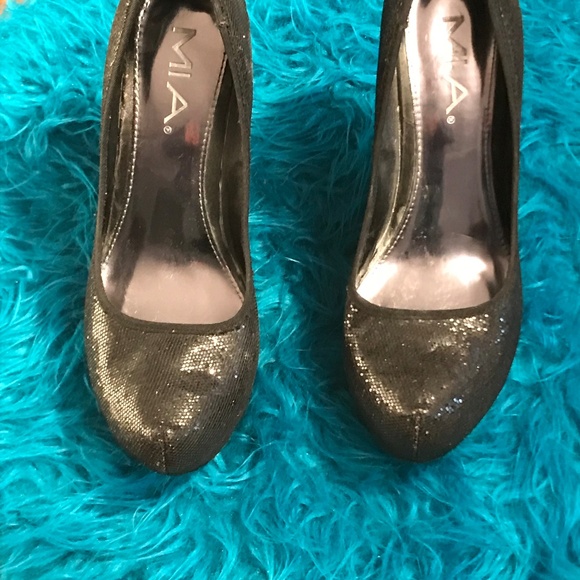 Mia Jem Black Glitter Platform Wedges - Picture 7 of 8